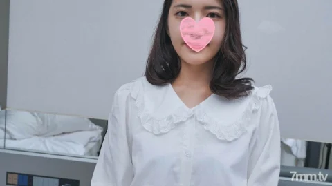 FC2-PPV-1314585 [Half-price bulletin] 49th shooting Aya’s 19-year-old JD Imadoki fashionable slender girl, when a raw cock is inserted, it shows the female nature, so it is vaginal cum shot as it is [Personal shooting]