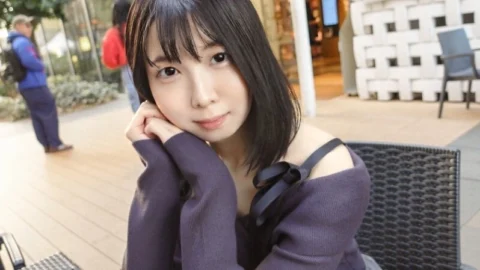 SIRO-5489 “【Is this gap amazing?】 A calm nursery teacher who is popular with parents is sexually frustrated. She has a pure face, but she wears underwear like this all the time… The sight of her shaking her hips on her own is too erotic! […]&