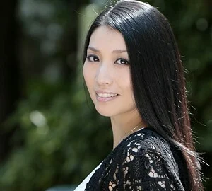 AKO-070 ATSUKO
