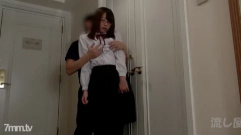 FC2-PPV-2228391 Super popular “Saki Hatsumi” uncensored raw vaginal cum shot outflow 16 / silent support ● sober girl first part (uniform, shaving, shaved, raw vaginal cum shot, cum)