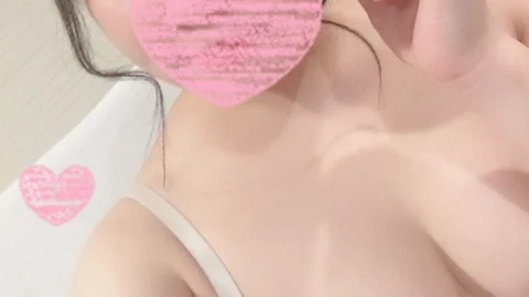FC2-PPV-1448207 Fair-skinned ❤️ Neat ❤️ Sensitivity ❤️❤️ A total of 10 vaginal cum shots in a marshmallow F cup body with 3 beats! !! !! I’ve infiltrated a secret orgy party for the first time ❤️❤️