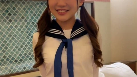 FC2-PPV-4556398 Replaced clothes in the car, liquor store hard skin oil rice cake! [Intelligent hand machine recommendation vertical DORI viewing frequency] [Reviews]